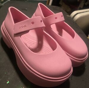 CROCS  Pink Dress Shoes